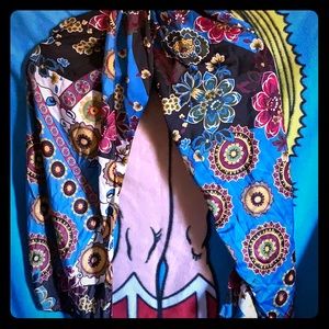 Silk colored scarf 🧣